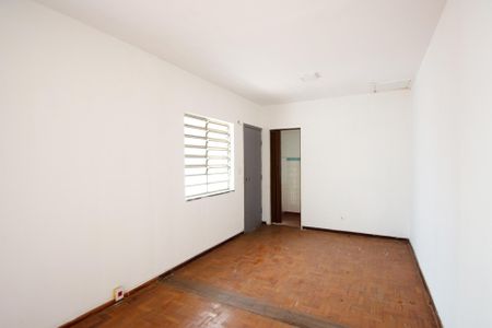 Casa à venda com 611m², 3 quartos e 5 vagasquarto 1 e 2 de serviço piso superio edicula 