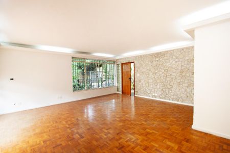 Casa à venda com 611m², 3 quartos e 5 vagassala 1