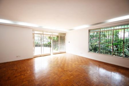 Casa à venda com 611m², 3 quartos e 5 vagassala 1