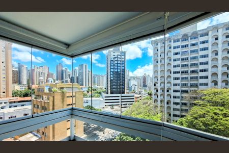 Apartamento à venda com 105m², 3 quartos e 2 vagasVaranda Quarto