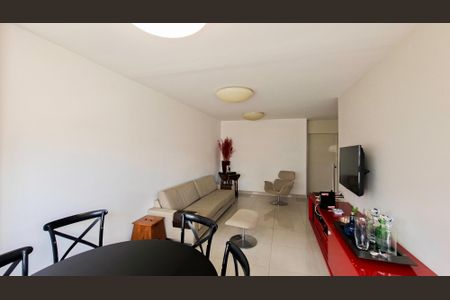 Apartamento à venda com 105m², 3 quartos e 2 vagasSala