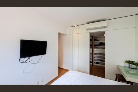 Apartamento à venda com 105m², 3 quartos e 2 vagasQuarto 2
