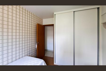 Apartamento à venda com 105m², 3 quartos e 2 vagasQuarto 2