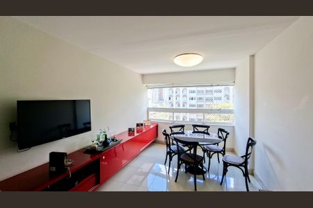 Apartamento à venda com 105m², 3 quartos e 2 vagasSala
