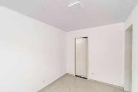 Sala de casa para alugar com 1 quarto, 50m² em Colégio, Rio de Janeiro