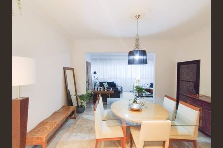 Apartamento à venda com 137m², 3 quartos e 1 vaga