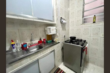 Apartamento à venda com 74m², 2 quartos e sem vaga