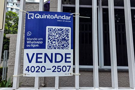 Apartamento à venda com 65m², 2 quartos e 1 vagaFachada
