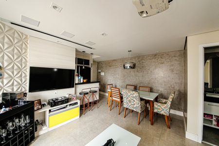 Apartamento à venda com 65m², 2 quartos e 1 vagaSala