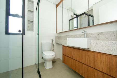 Apartamento à venda com 77m², 3 quartos e 2 vagasBANHEIRO2