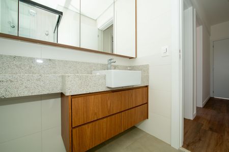 Apartamento à venda com 77m², 3 quartos e 2 vagasBANHEIRO2