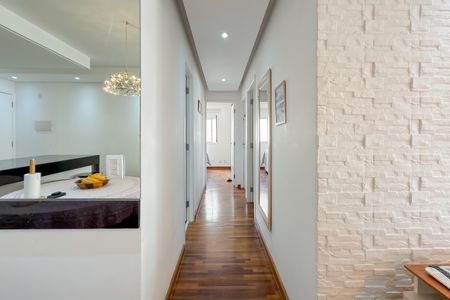 Apartamento à venda com 85m², 3 quartos e 2 vagas Apartamento à venda com 85m², 3 quartos e 2 vagasCorredor