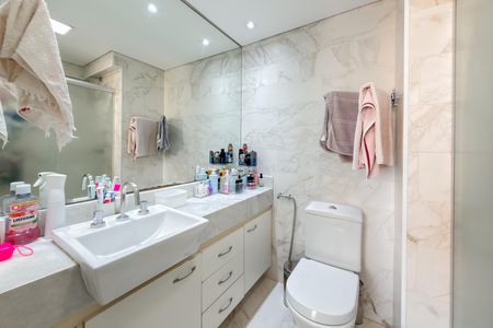 Apartamento à venda com 85m², 3 quartos e 2 vagas Apartamento à venda com 85m², 3 quartos e 2 vagasBanheiro da Suíte
