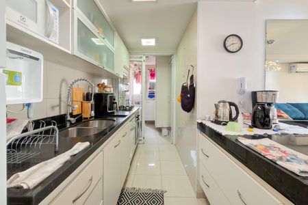 Apartamento à venda com 85m², 3 quartos e 2 vagas Apartamento à venda com 85m², 3 quartos e 2 vagasCozinha