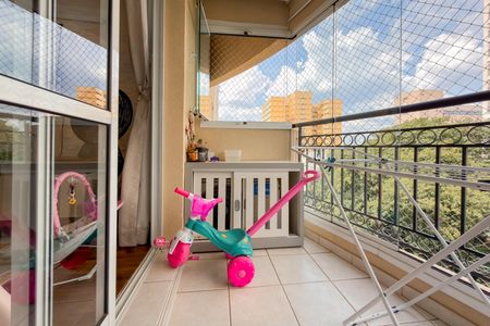 Apartamento à venda com 85m², 3 quartos e 2 vagas Apartamento à venda com 85m², 3 quartos e 2 vagasVaranda da Sala