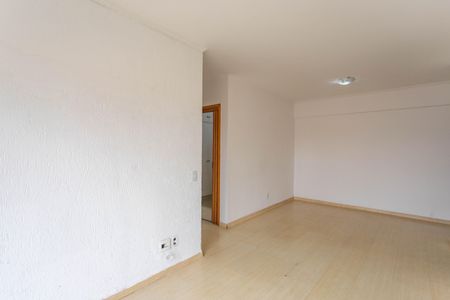 Apartamento à venda com 67m², 2 quartos e 1 vagaSala