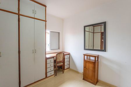 Apartamento à venda com 67m², 2 quartos e 1 vagaQuarto 2