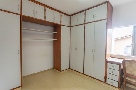 Apartamento à venda com 67m², 2 quartos e 1 vagaQuarto 2