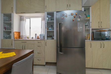 Casa de condomínio à venda com 166m², 5 quartos e 2 vagasCozinha