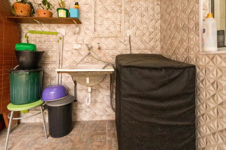 Casa de condomínio à venda com 166m², 5 quartos e 2 vagasÁrea de Serviço/Churrasqueira