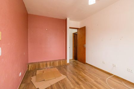 Casa de condomínio à venda com 166m², 5 quartos e 2 vagasSuíte