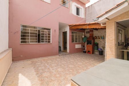 Casa de condomínio à venda com 166m², 5 quartos e 2 vagasQuintal