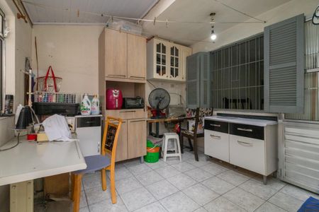 Casa de condomínio à venda com 166m², 5 quartos e 2 vagasQuarto de Serviço