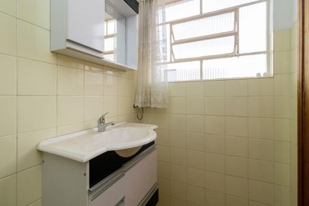 Casa de condomínio à venda com 166m², 5 quartos e 2 vagasBanheiro da Suíte