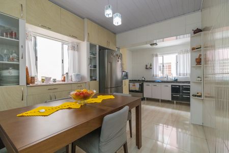 Casa de condomínio à venda com 166m², 5 quartos e 2 vagasCozinha