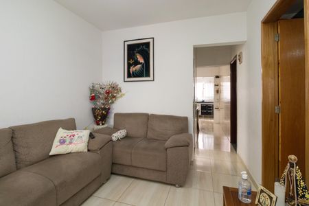 Sala de casa de condomínio à venda com 4 quartos, 166m² em São Lucas, São Paulo