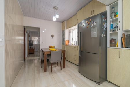 Casa de condomínio à venda com 166m², 5 quartos e 2 vagasCozinha