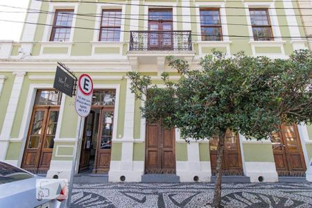 Studio para alugar com 29m², 1 quarto e 1 vaga Studio para alugar com 29m², 1 quarto e 1 vagaFachada do Condomínio