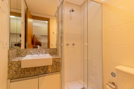 Studio para alugar com 29m², 1 quarto e 1 vaga Studio para alugar com 29m², 1 quarto e 1 vagaBanheiro Social