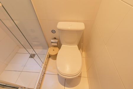 Studio para alugar com 29m², 1 quarto e 1 vaga Studio para alugar com 29m², 1 quarto e 1 vagaBanheiro Social