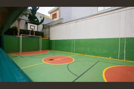 Apartamento à venda com 150m², 4 quartos e 2 vagasÁrea comum - Quadra esportiva