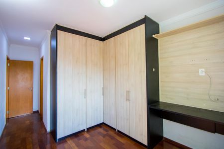 Apartamento à venda com 150m², 4 quartos e 2 vagasQuarto 2 - Suíte