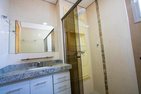 Apartamento à venda com 150m², 4 quartos e 2 vagasBanheiro do quarto 2