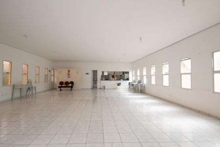 Apartamento à venda com 46m², 2 quartos e 1 vaga Apartamento à venda com 46m², 2 quartos e 1 vagaÁrea comum - Salão de festas