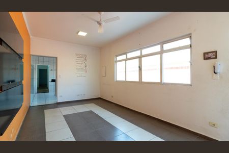 Sala de casa para alugar com 3 quartos, 125m² em Vila Dalila, São Paulo