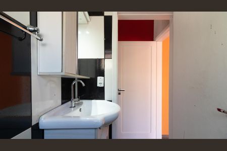 Casa à venda com 125m², 3 quartos e 3 vagas Casa à venda com 125m², 3 quartos e 3 vagasBanheiro da Suíte