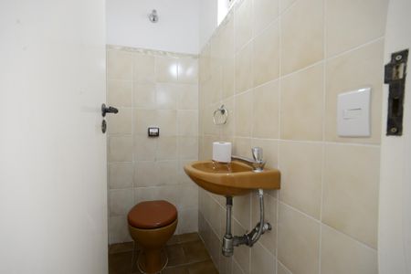 Casa à venda com 300m², 3 quartos e 3 vagasLavabo Porão