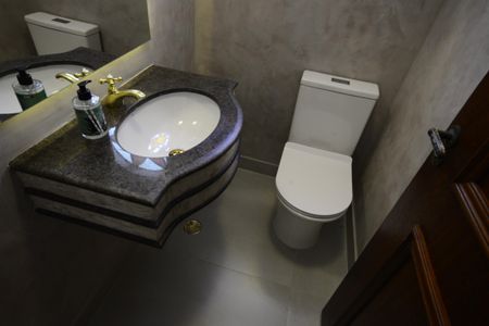 Casa à venda com 300m², 3 quartos e 3 vagasLavabo