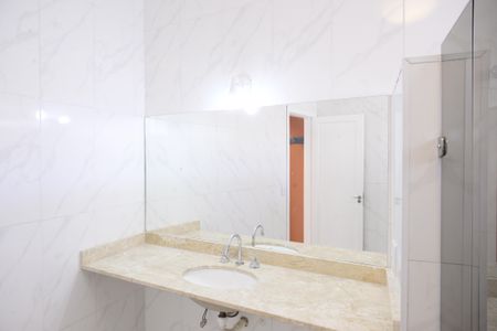 Casa à venda com 300m², 3 quartos e 3 vagasSuíte 2