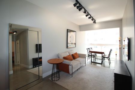 Sala de apartamento para alugar com 2 quartos, 63m² em Vila Olímpia, São Paulo