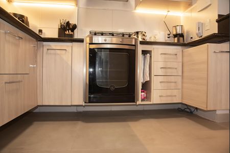 Apartamento à venda com 64m², 2 quartos e 1 vagaCozinha