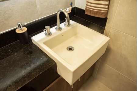 Apartamento à venda com 64m², 2 quartos e 1 vagaBanheiro da Suíte