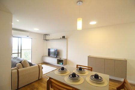 Sala de apartamento para alugar com 3 quartos, 98m² em Jacarepaguá, Rio de Janeiro