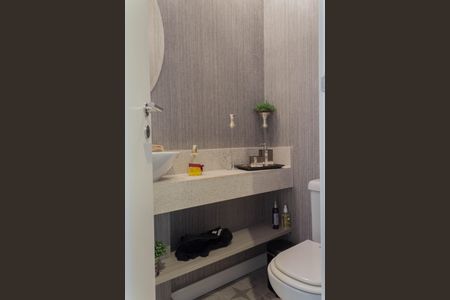 Apartamento à venda com 147m², 3 quartos e 3 vagas Apartamento à venda com 147m², 3 quartos e 3 vagasLavabo