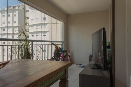 Apartamento à venda com 147m², 3 quartos e 3 vagas Apartamento à venda com 147m², 3 quartos e 3 vagasVaranda
