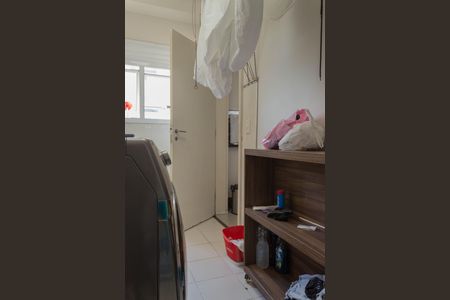 Apartamento à venda com 147m², 3 quartos e 3 vagas Apartamento à venda com 147m², 3 quartos e 3 vagasÁrea de Serviço